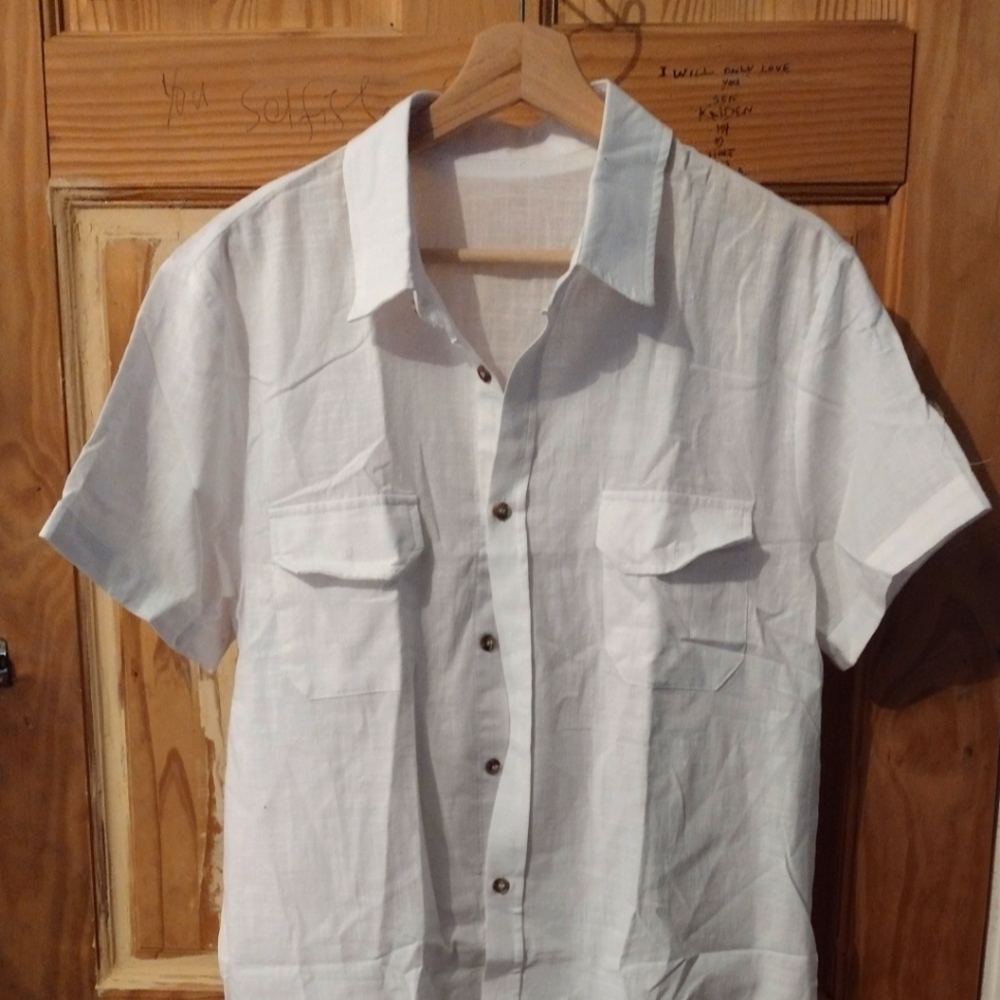 Men's short sleeve button down shirt